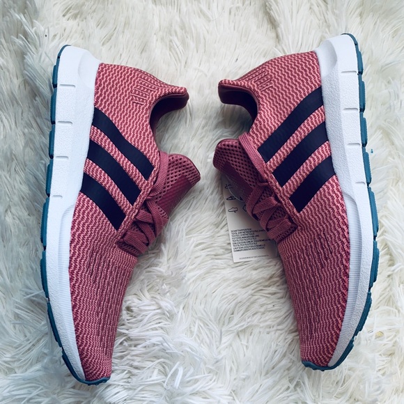 adidas Shoes - Adidas Swift Run